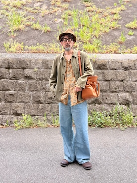 「PELLE MORBIDA（ペッレモルビダ）のアイテム（ボストンバッグ、ブラウン系）」を使った、ヤギハシカズヒロさん（メンズ・182cm）の春コーディネート