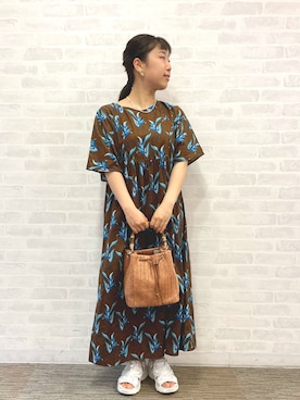 「出勤コーデ」｜「アイテム（アクセサリー）」を使った、みすずさん（レディース・152cm）の夏コーディネート