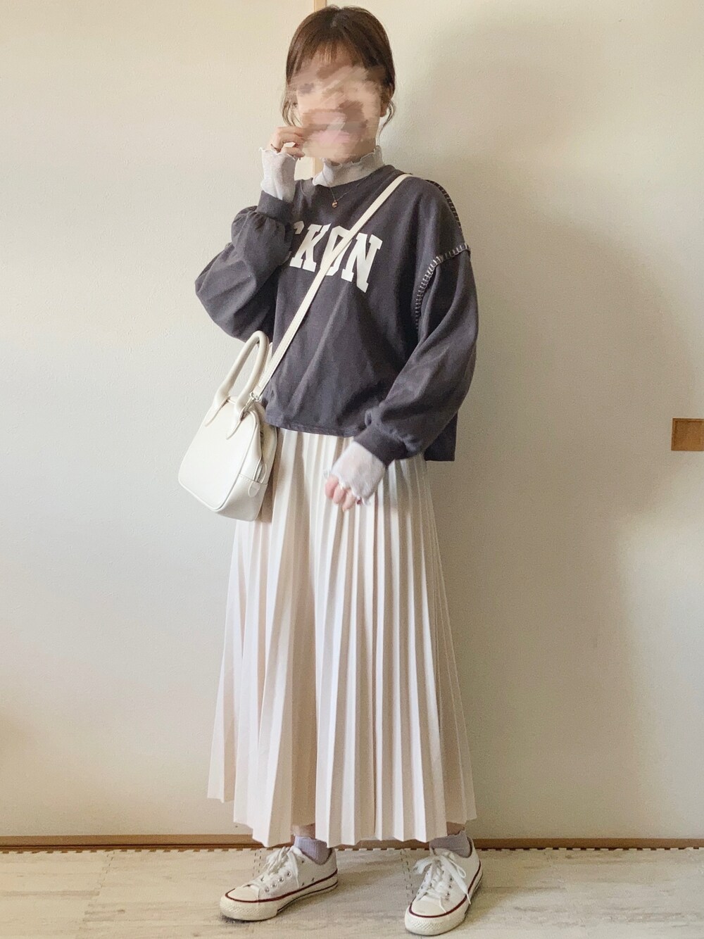 C5029 ロゴフーディ×スカートコーデ しわになりにくい！上品シルエットフィッシュテールスカートcoca