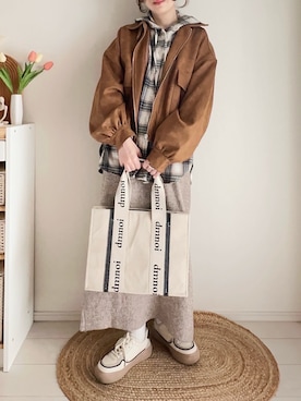 「アイテム（トートバッグ）」を使った、てぃるさん（レディース・158cm）の冬コーディネート