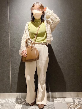 「Avail（アベイル）のアイテム（スラックス）」を使った、てぃるさん（レディース・158cm）の春コーディネート