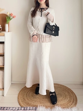 「しまむら（シマムラ）のアイテム（ローファー、ブラック系）」を使った、てぃるさん（レディース・158cm）の春コーディネート