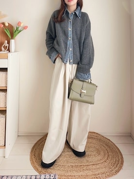 「アイテム（ローファー）」を使った、てぃるさん（レディース・158cm）の冬コーディネート