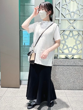 「メロートップス」｜「アイテム（スカート）」を使った、てぃるさん（レディース・158cm）の秋コーディネート