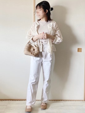 「花柄ブラウス」｜「しまむら（シマムラ）のアイテム（デニムパンツ）」を使った、てぃるさん（レディース・158cm）の夏コーディネート
