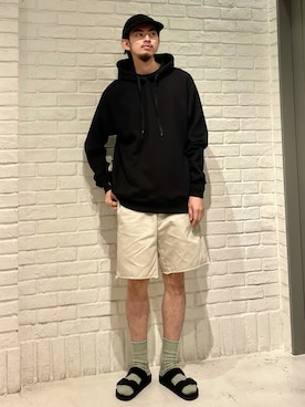 「Gramicci（グラミチ）のアイテム（トップス）」を使った、Naoki Shuzuiさん（メンズ・178cm）の秋コーディネート