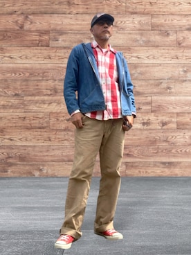 「CONVERSE（コンバース）の90年代 made in USA（スニーカー、レッド系）」を使った、kazu1969さん（メンズ・170cm）の春コーディネート