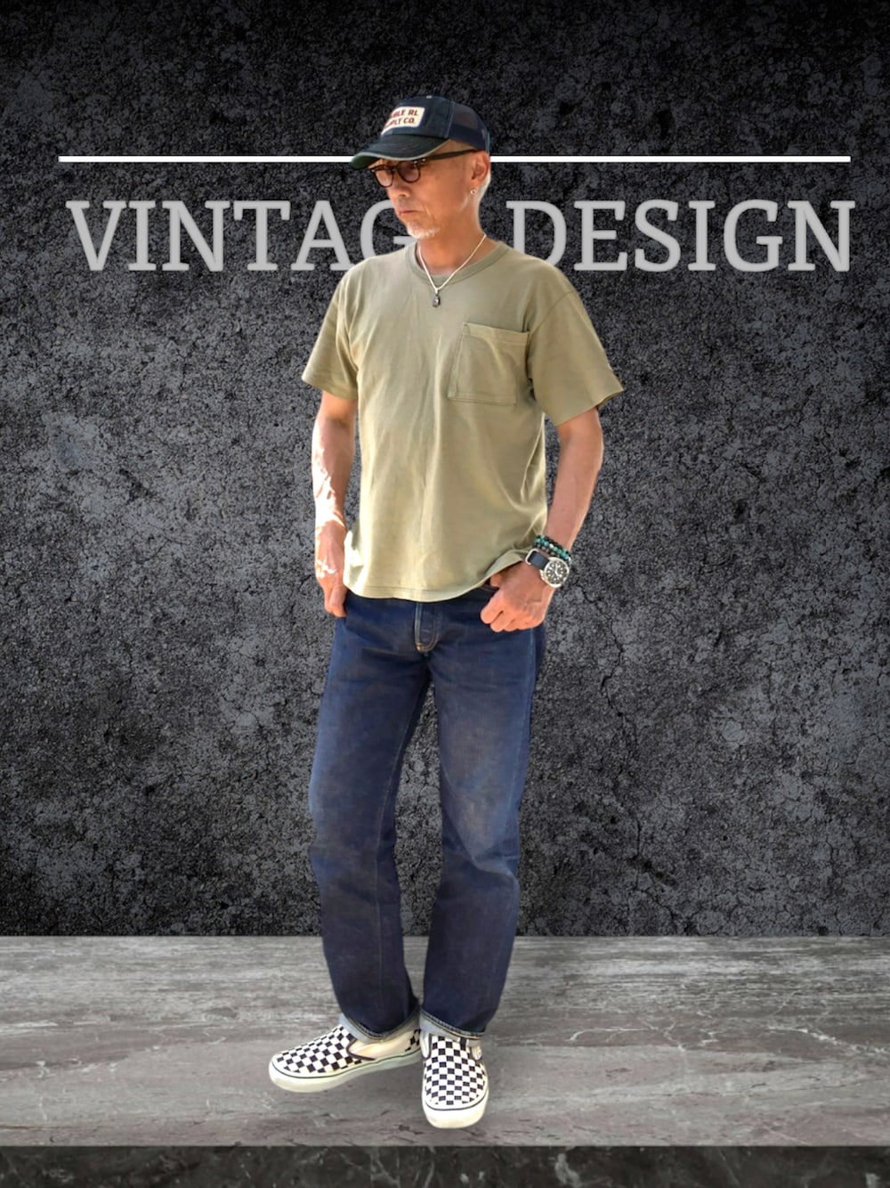 「アメカジ、ダッズスタイル、アメリカンスタンダード、スニーカーコーデ、Tシャツ、VANS、Levis、501」｜「VANSのVANS ヴァンズ COMFYCUSH SLIP-ON コンフィークッシュ スリッポン VN0A3WMDVO4 CHECKER/T.WHT（スニーカー、ホワイト系）」を使った、kazu1969さん（メンズ・170cm）の秋コーディネートの1枚目の写真