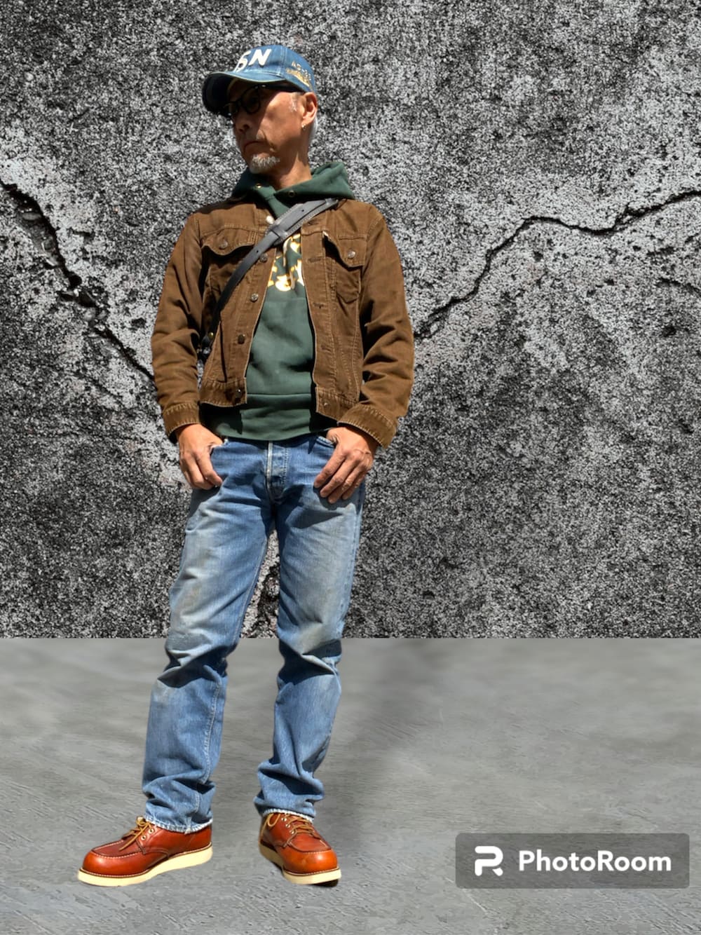 「アメカジ、ダッズスタイル、アメリカンスタンダード」｜「RED WINGのアイテム（ブーツ、ブラウン系）」を使った、kazu1969さん（メンズ・170cm）の春コーディネートの1枚目の写真