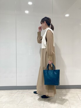 「AMERI」｜「アイテム（トートバッグ）」を使った、Yama  Ayaさん（レディース・163cm）の秋コーディネート