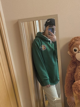 「NANO universe（ナノユニバース）のアイテム（ニットキャップ/ビーニー）」を使った、natsukiさん（レディース・167cm）の冬コーディネート