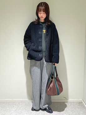 「SHIPS」｜「アイテム（スウェット）」を使った、天本さん（レディース・165cm）の秋コーディネート