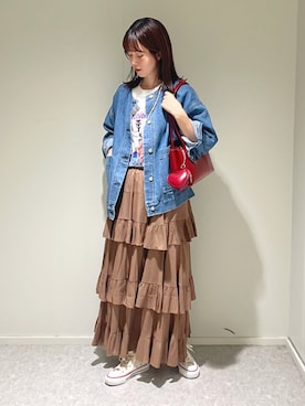 「アイテム（財布）」を使った、天本さん（レディース・165cm）の夏コーディネート