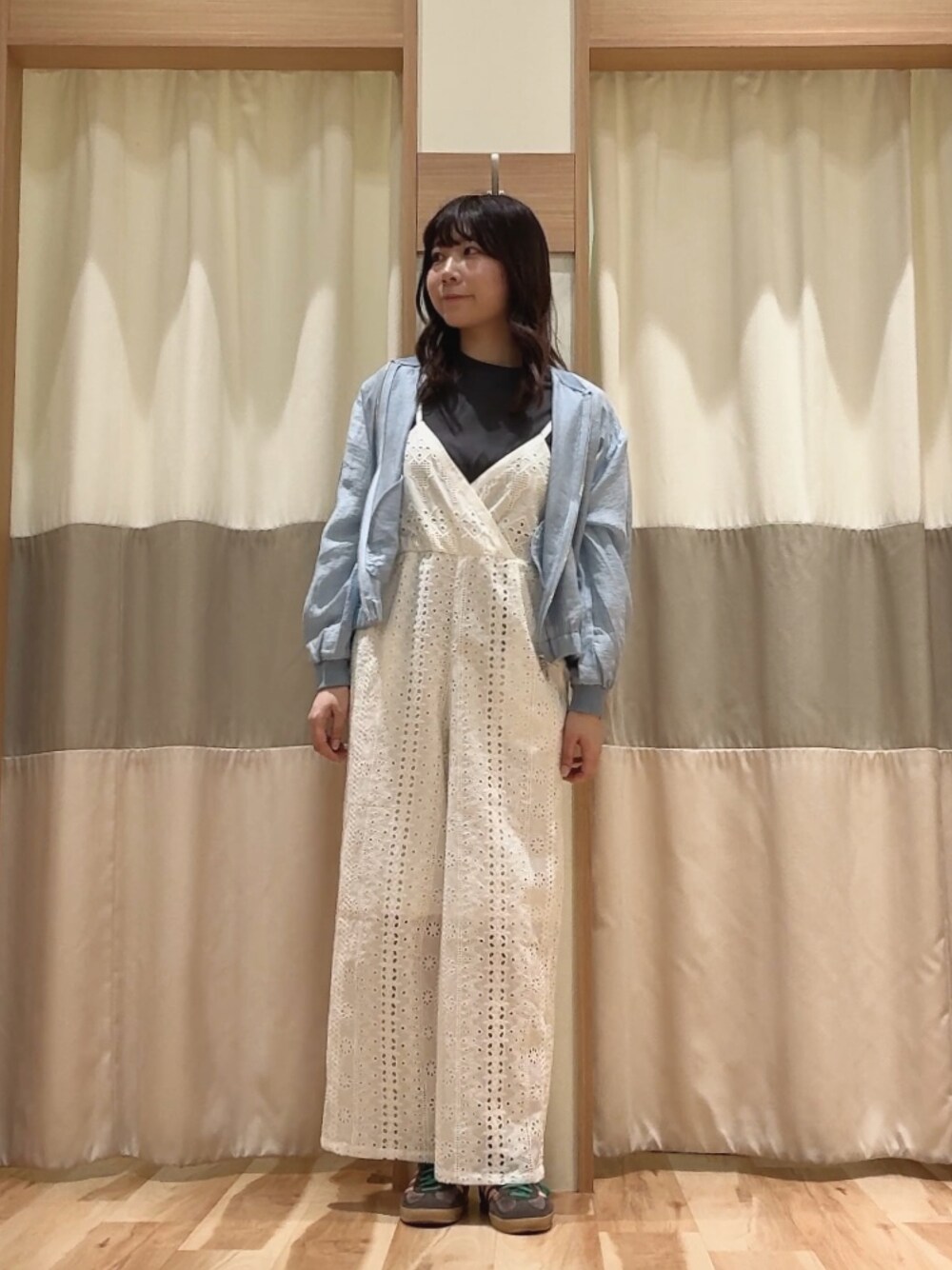 「Samansa Mos2 blueのダブルジップシアーブルゾン（ブルゾン、ブルー系）」を使った、ym.さん（レディース・160cm）の春コーディネートの1枚目の写真