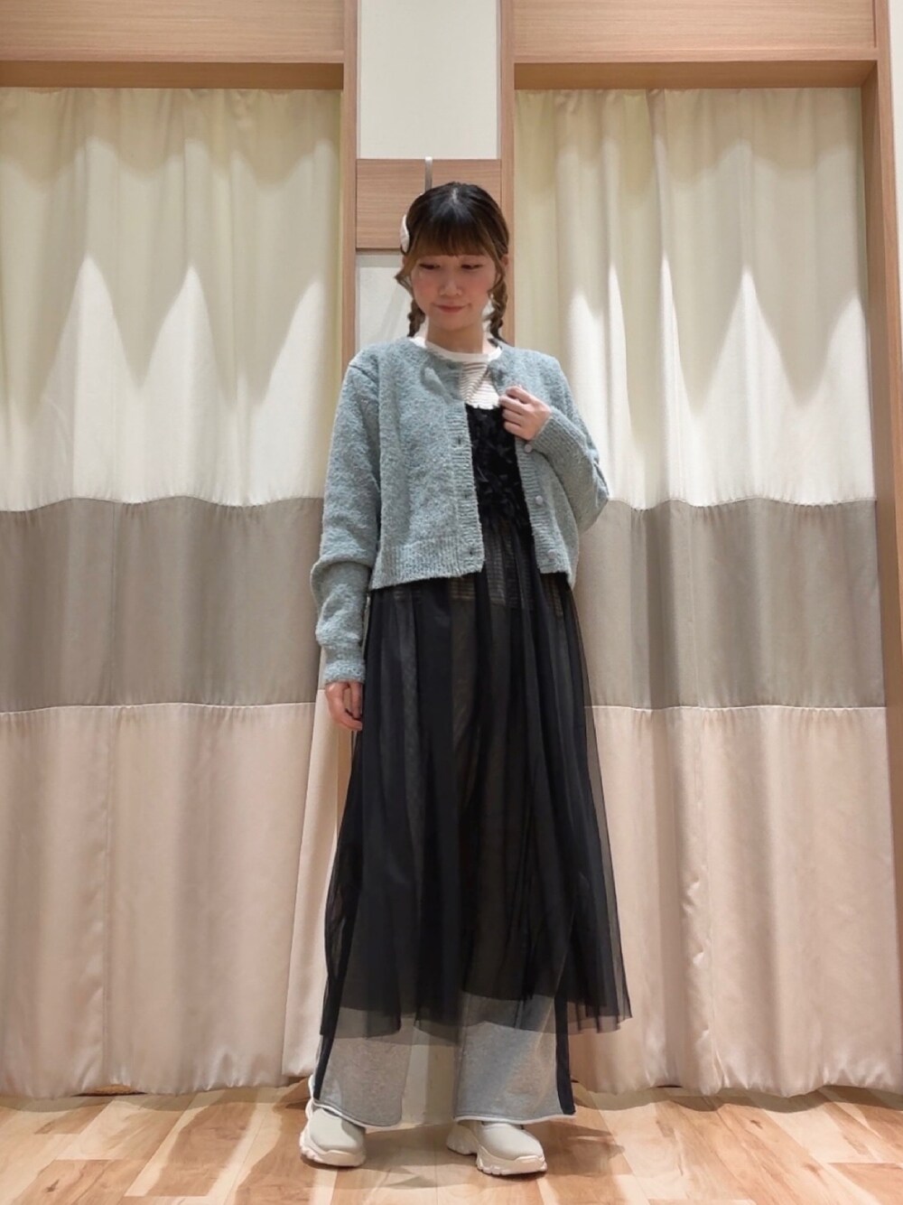 「SM2のアイテム（ニット/セーター、ブルー系）」を使った、ym.さん（レディース・160cm）の冬コーディネートの1枚目の写真