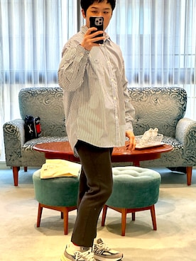 「STUDIOUS（ステュディオス）のアイテム（スラックス）」を使った、shota793さん（メンズ・168cm）の春コーディネート