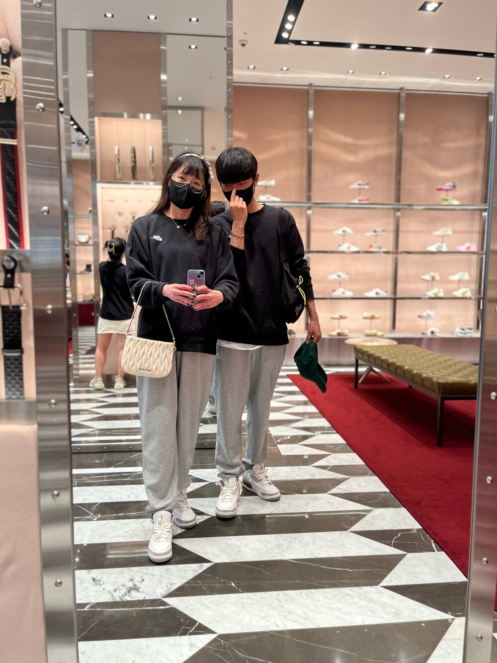 GUCCI ヘアバンド ブラウン ストーン装飾 ronde_gu0444