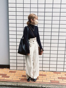 「CFT.（シフト）のアイテム（パンツ、ベージュ系）」を使った、hiromiiiii81さん（レディース・152cm）の秋コーディネート