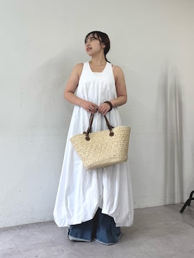 「GALLARDAGALANTE（ガリャルダガランテ）の2WAYペーパーバスケット（トートバッグ、ベージュ系）」を使った、mamifujiiさん（レディース・158cm）の夏コーディネート