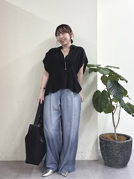 「GALLARDAGALANTE（ガリャルダガランテ）のハーフスリーブウエストシェイプシャツ（シャツ/ブラウス、ブラック系）」を使った、mamifujiiさん（レディース・158cm）の春コーディネート