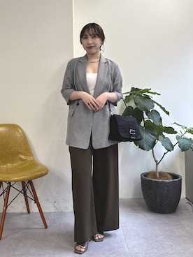 「GALLARDAGALANTE（ガリャルダガランテ）の【即戦力パンツ】【3サイズ展開】ワイドイージーパンツ（その他パンツ、ブラウン系）」を使った、mamifujiiさん（レディース・158cm）の春コーディネート