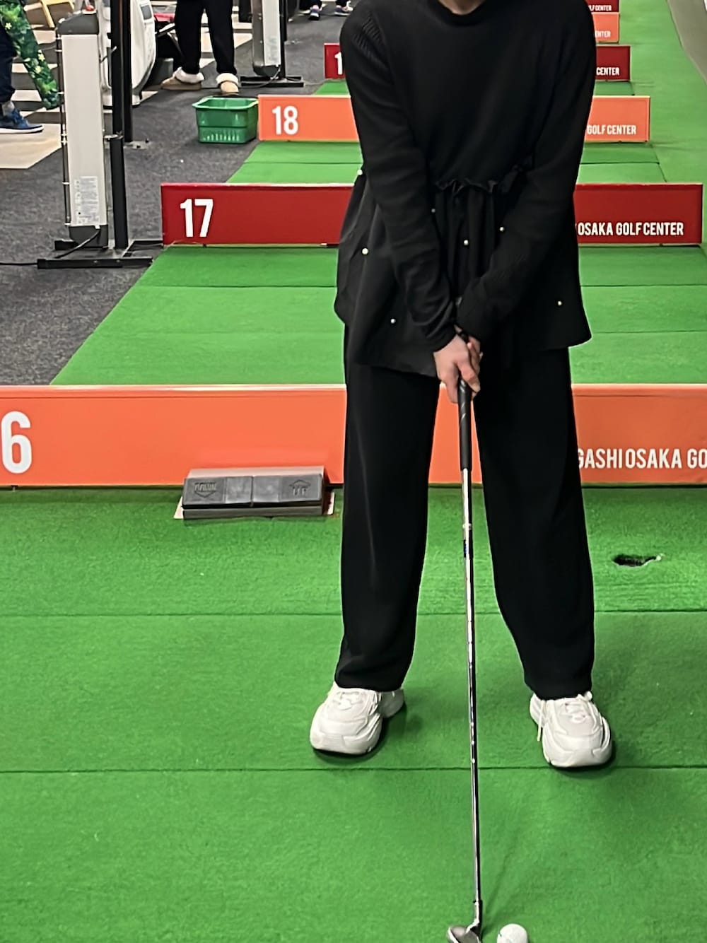 「プチプラ、大人女子、カジュアルコーデ、冬、ラクチンコーデ、今日のコーデ、おしゃれさんと繋がりたい」｜「adidasのオズガイア / Ozgaia / 厚底スニーカー / アディダスオリジナルス adidas Originals（スニーカー、ホワイト系）」を使った、ほさん（レディース・152cm）の冬コーディネートの1枚目の写真