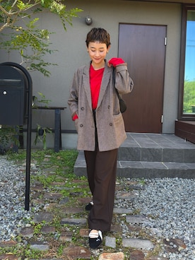 「アイテム（イヤリング）」を使った、mikkoさん（レディース・161cm）の秋コーディネート