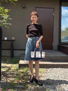 「アイテム（イヤリング）」を使った、mikkoさん（レディース・161cm）の秋コーディネート