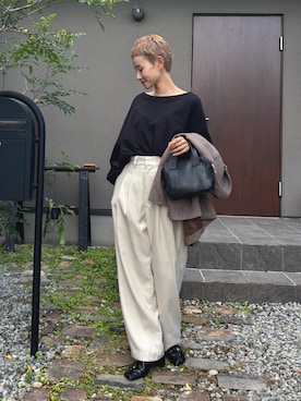 「アイテム（テーラードジャケット）」を使った、mikkoさん（レディース・161cm）の秋コーディネート