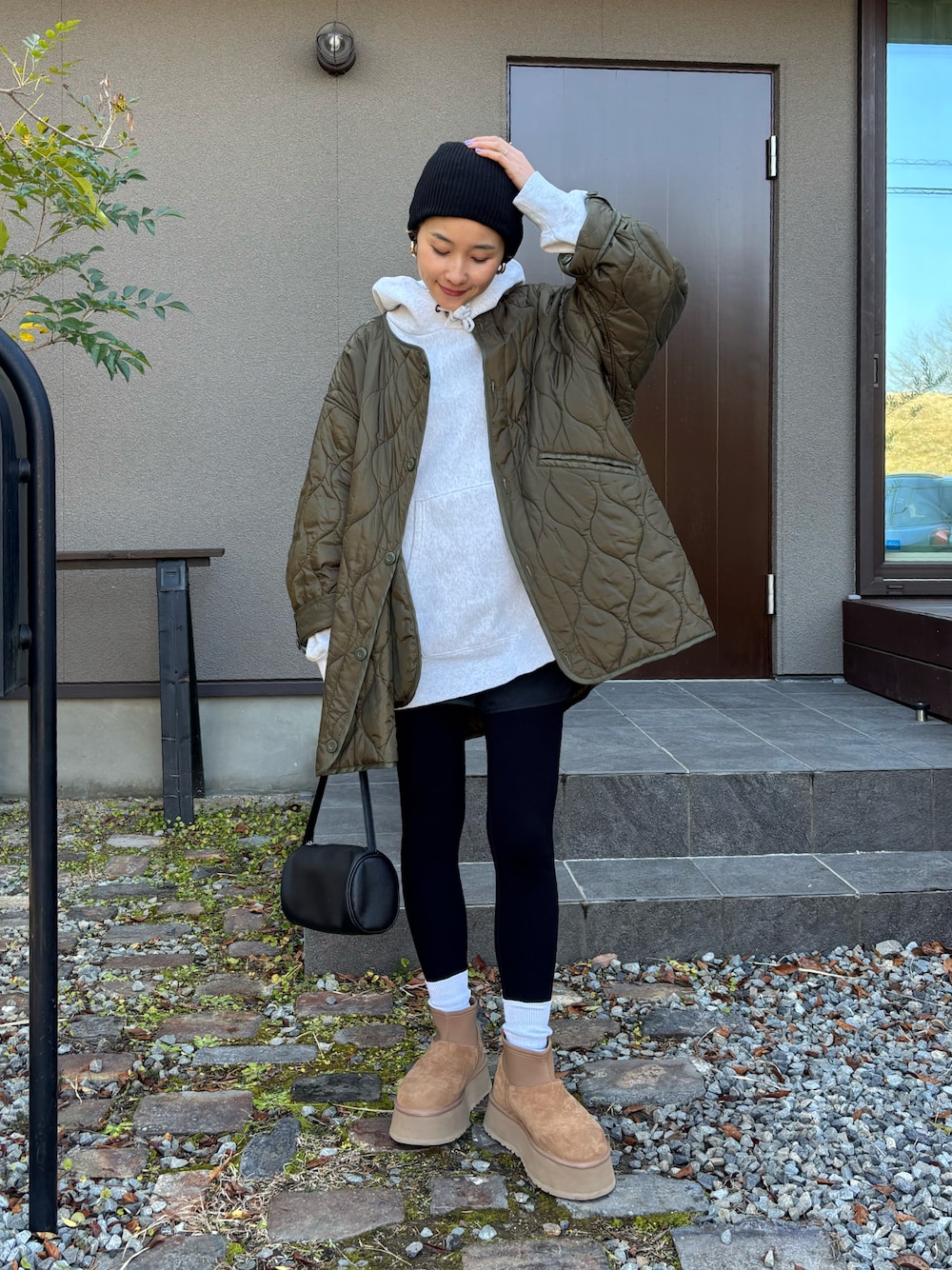 【WEB限定】UGG(R) / W CLASSIC MINI DIPPER WEB限定】UGG(R) / W CLASSIC MINI DIPPERを使った人気ファッション