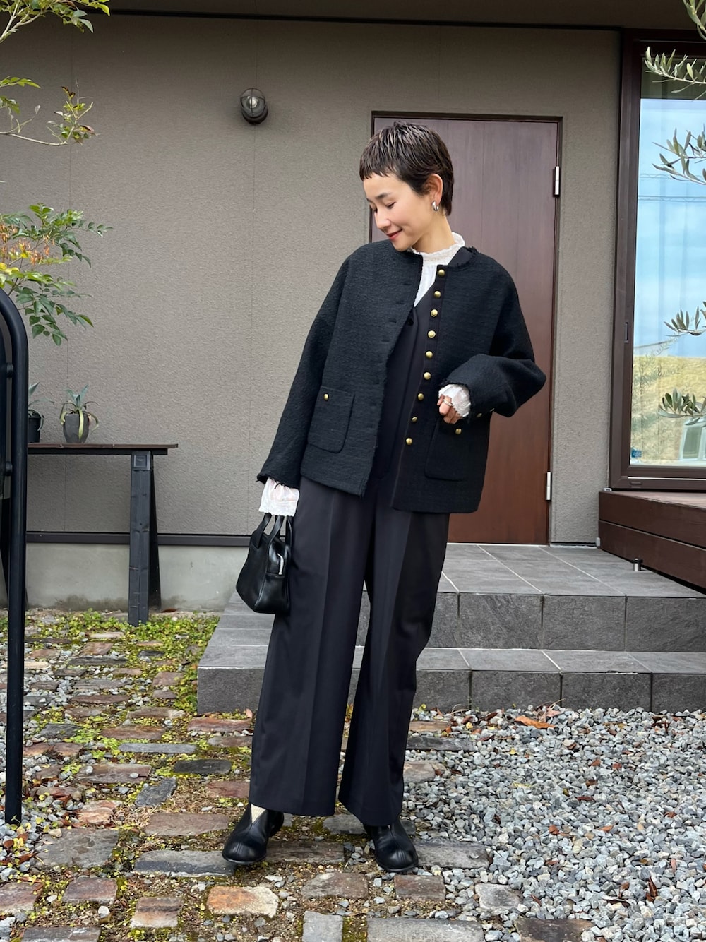 PUAL CE CINのノーカラージャケットを使った「卒園式」の人気