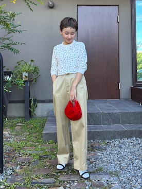 「アイテム（チノパンツ）」を使った、mikkoさん（レディース・161cm）の秋コーディネート