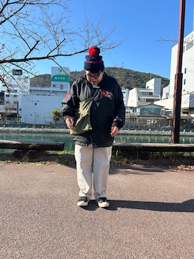 「アイテム（帽子、ブルー系）」を使った、藤原さんさん（レディース・159cm）の冬コーディネート