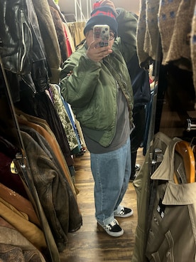 「アイテム（MA-1）」を使った、藤原さんさん（レディース・159cm）の秋コーディネート