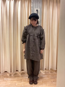 「モノトーンコーデ」｜「アイテム（チュニック）」を使った、akariさん（レディース・156cm）の秋コーディネート