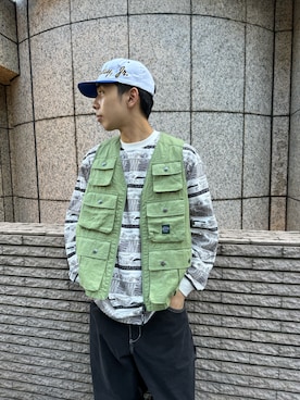「MANASTASH（マナスタッシュ）のアイテム（ベスト）」を使った、Eitaさん（メンズ・180cm）の春コーディネート