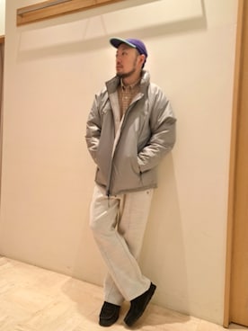 「アイテム（スウェットパンツ）」を使った、ながやまさん（メンズ・176cm）の冬コーディネート