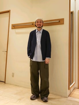 「GLOSTER（グロスター）のアイテム（ノーカラージャケット）」を使った、ながやまさん（メンズ・176cm）の春コーディネート
