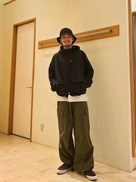 「ボーダーニット」｜「アイテム（ブルゾン）」を使った、ながやまさん（メンズ・176cm）の春コーディネート