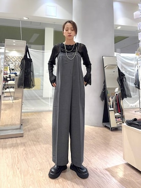「アイテム（サロペット/オーバーオール）」を使った、あわちゃんさん（レディース・163cm・20代）の秋コーディネート