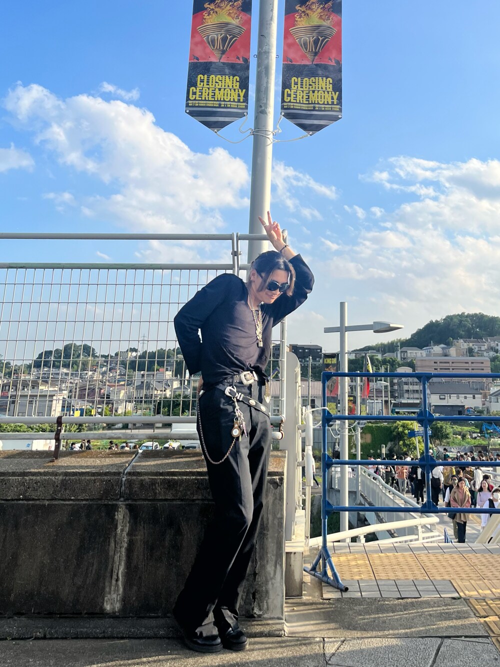「JOHN LAWRENCE SULLIVANのアイテム（スラックス、ブラック系）」を使った、S E I    さん（メンズ・180cm）の夏コーディネートの1枚目の写真