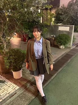 「アイテム（テーラードジャケット）」を使った、𝑵𝒂𝒉𝒐さん（レディース・155cm・10代）の秋コーディネート