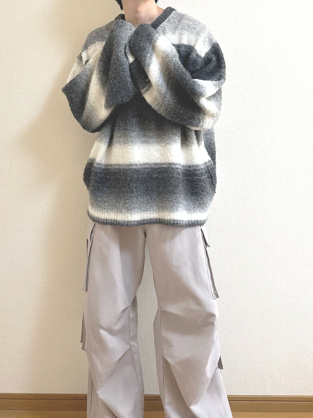 「秋っぽコーデ更新中、秋服準備はじめました、今日のコーデ、休日コーデ、お出かけコーデ、カジュアル、カジュアルコーデ、シンプルコーデ、おしゃれさんと繋がりたい」｜「cussilの【cussil/クシル】ハイファンクショナルニット ワイドバルーンスリーブ ルーズ セーター（ニット/セーター、ブラック系）」を使った、nao04201さん（メンズ・175cm）の秋コーディネートの1枚目の写真