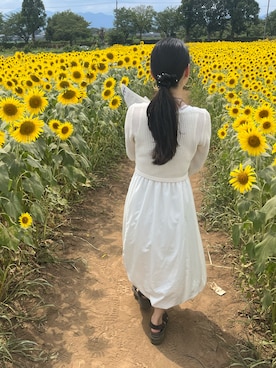 「アイテム（サンダル）」を使った、Sumiさん（レディース・156cm・20代）の秋コーディネート