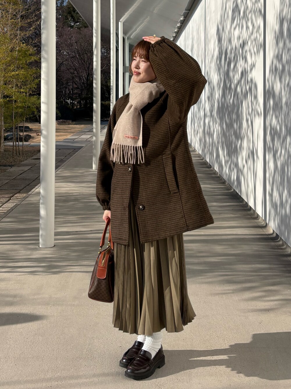 lawgy（ラウジー）の「nocollar check midi outer / ノーカラー