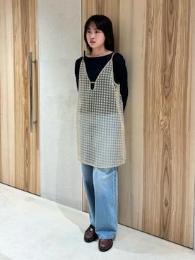 ATTISESSION＞エンブロイダリー ミニ ドレスを使った人気ファッション