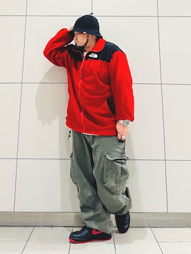 「アイテム（カーゴパンツ）」を使った、ぬ〜さんさん（メンズ・165cm）の冬コーディネート