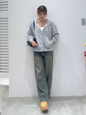 「Heather（ヘザー）のアイテム（パーカー）」を使った、mioさん（レディース・157cm）の秋コーディネート