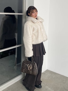 「アイテム（チャーム）」を使った、mioさん（レディース・157cm・20代）の秋コーディネート