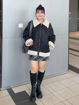 「Heather（ヘザー）のアイテム（ムートンコート）」を使った、mioさん（レディース・157cm）の秋コーディネート